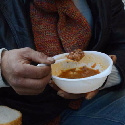 Ételosztás Debrecenben