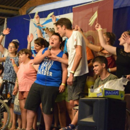 Énekszóval a Damján-táborért 