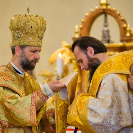 Videós összefoglaló a püspökszentelésről 