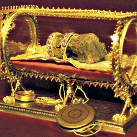 Új helyre kerül a Szent Jobb