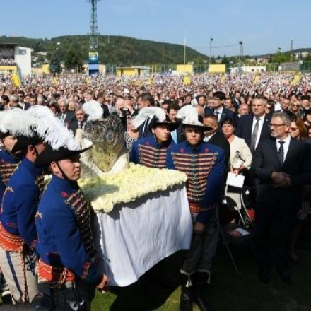 Boldoggá avatták Anna Kolesárova vértanút