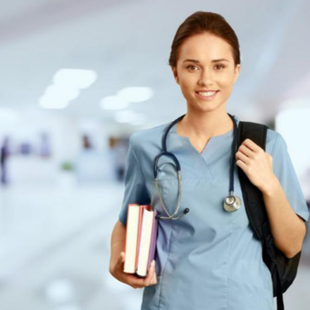 Idén is kapnak anyagi segítséget a leendő ápolók 