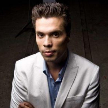 Both Miklós lesz az első vendége a Görög Zenei Estéknek