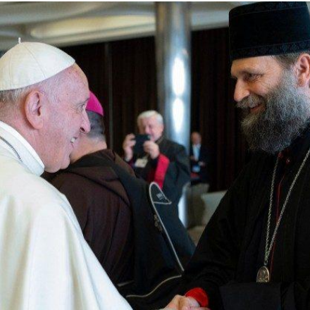 Érsek atya a püspöki szinódusról: segítenünk kell a menekültek visszatérését