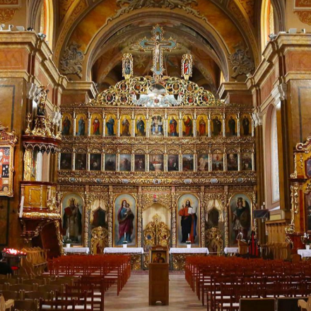 Portréfilm Szentkirályi Miklós restaurátorművészről, a máriapócsi ikonosztáz megszépítőjéről   