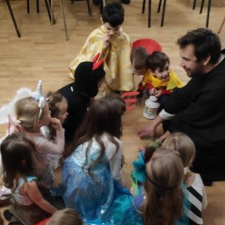 Görögtörpök farsangi mókázása 