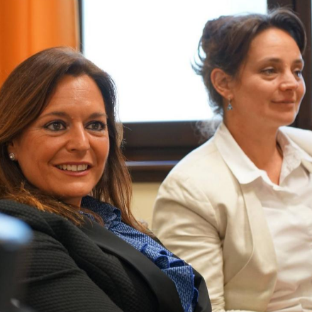 Vezető politikusok tettek látogatást a roma szakkollégiumban