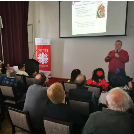 Szociális-karitatív alapképzést tartott a Karitász
