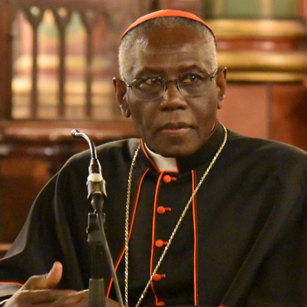 Sarah bíboros véleménye a migrációról, a nyugati társadalmak érték- és identitásválságáról