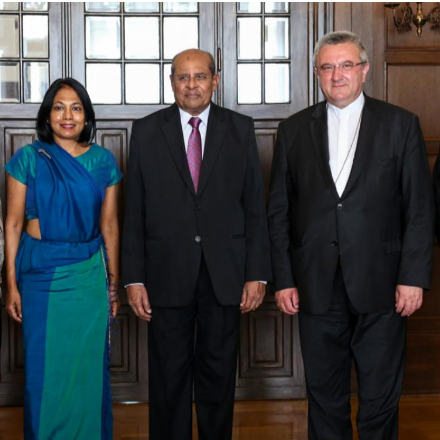 Megköszönte Srí Lanka külügyminisztere az MKPK elnökének  a magyarok segítségnyújtását