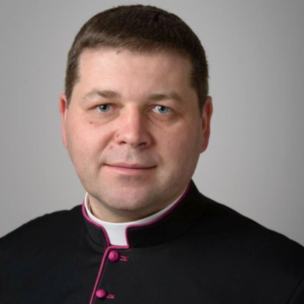  Pápai asszisztenssé nevezték ki Dr. Tóth Tamást, az MKPK titkárát