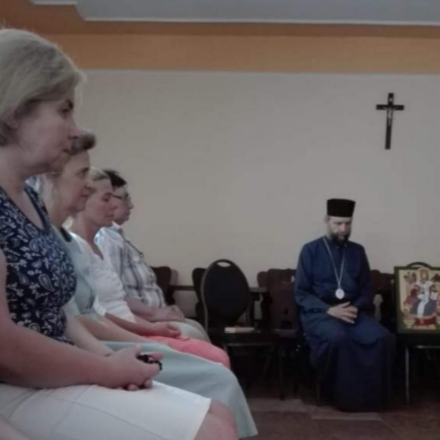 A Jóisten csodája akkor nyilvánul meg, ha hisszük, hogy azt Ő viszi végbe-Jézus-ima nap Hajdúdorogon