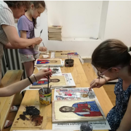 Ikonfestő tábort szervezett a Debreceni Görögkatolikus Parókia 