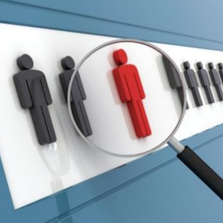 Bolti eladót keres a Szent Lukács Görögkatolikus Szeretetszolgálat Karitatív Irodája