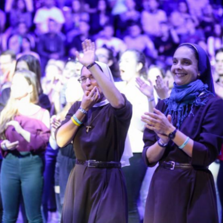 Robbant a hangulat a Forrásponton - Bízni kell a fiatalokban, és ragyogni fognak, mint a csillagok!