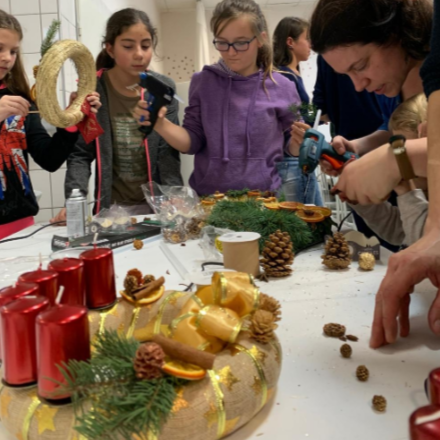 Adventi koszorúkészítés Hajdúnánáson