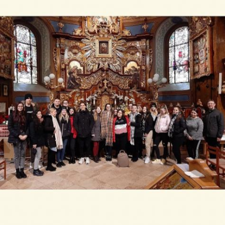 Első alkalommal lelkigyakorlatoztak a Szent László Gimnázium diákjai Máriapócson