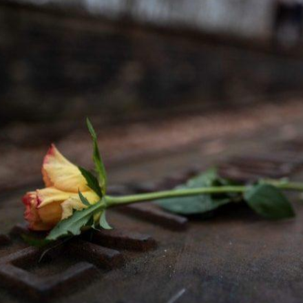 Az európai püspökök gyertyagyújtásra hívnak az auschwitzi tábor felszabadítása emléknapján