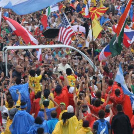 Vatikán: Elhalasztják a Családok Világtalálkozóját és az Ifjúsági Világtalálkozót