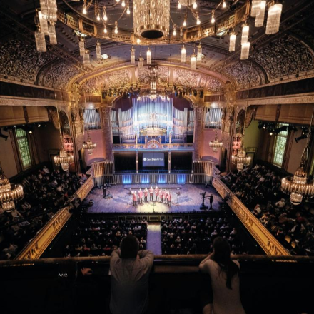 Wings - a Szent Efrém férfikar lemezbemutató koncertje az M5 csatornán 