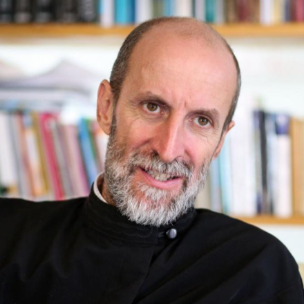 Éppen itt féljünk, ahová az emberek gyógyulni jönnek?! - interjú Orosz István kegyhelyigazgatóval