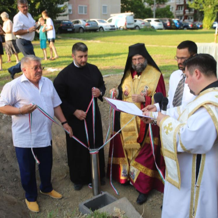 Szent, szent, szent vagy, Háromságban dicsért egy Istenünk - Új görögkatolikus templom épül Debrecenben