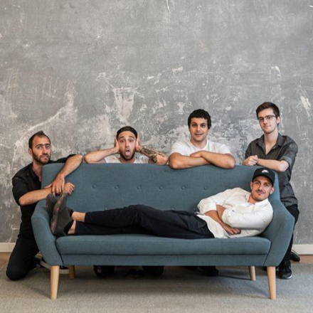 Új banda mutatkozik be a Látogatóközpont színpadán