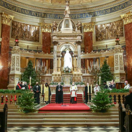 Az őrületbe futó civilizációnkról és a szeretet útjáról az ökumenikus imahét országos megnyitóján