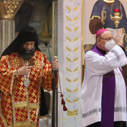 A kereszt mindannyiunk életében egyszemélyes, de minden keresztnek a vége a feltámadás