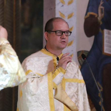 Ránézett és megkedvelte - húsz éve áll Isten szolgálatában dr. Seszták István főhelynök atya