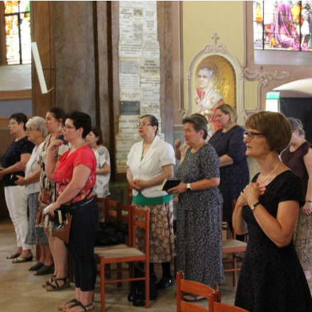 Lépj egyet előre! - lelkigyakorlat a Metropólia papnéi számára