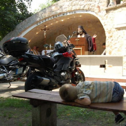 Fülöp metropolitával soraikban találkoztak idén a keresztény motorosok Pálosszentkúton