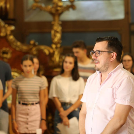 Nem csak énekelni tanítja őket! - hangverseny Máriapócson