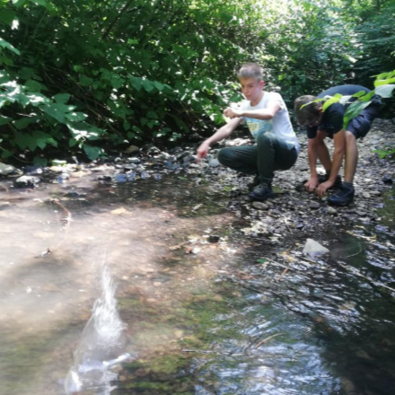 A hajdúdorogi ministránsok jutalom-tábora Erdőbényén