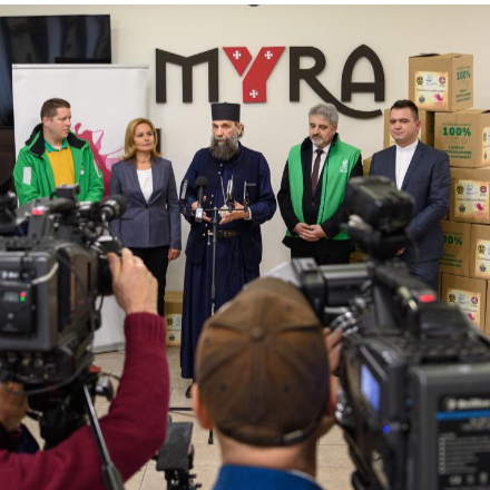 Ökumenikus összefogás: idén is gyűjtenek adományokat a rászoruló debrecenieknek