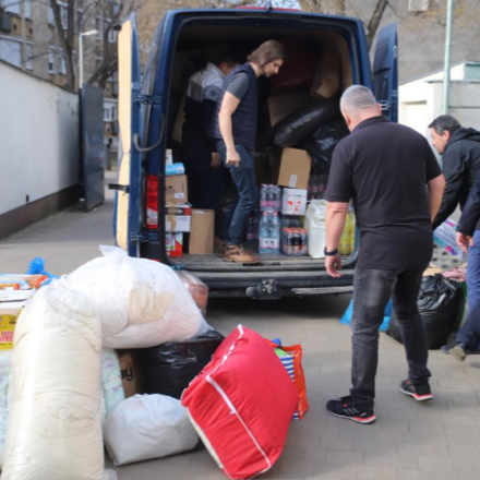 Ma újabb segélyszállítmányt indított a Metropólia Kárpátaljára - kétnapos turnusban folyamatos lesz az adományozás