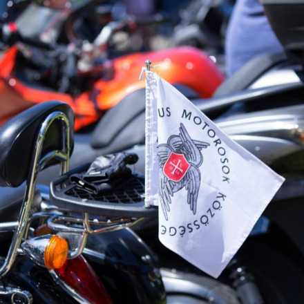 Motorosok szezonkezdő Szent Liturgiája 
