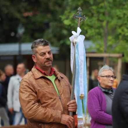 A Szűzanya velünk van, ki lehet ellenünk? - Országos cigánybúcsú Máriapócson