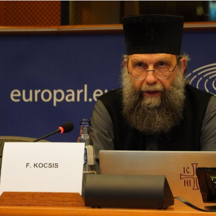 A görögkatolikus egyház tevékenysége követendő példa - Brüsszelben mutatkozott be a roma szakkollégiumi hálózat