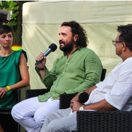 Hit-híd-cigányzene - A Szólj be a papnak pódiumbeszélgetése a Campus Fesztiválon