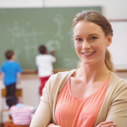 Matematika szakos tanárt keres a Szent László Gimnázium