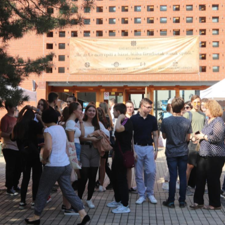 Kutatók Éjszakája és Görögbe fogadlak