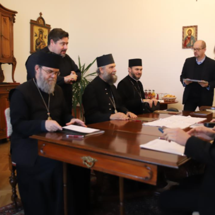 Ülésezett a Hierarchák Tanácsa