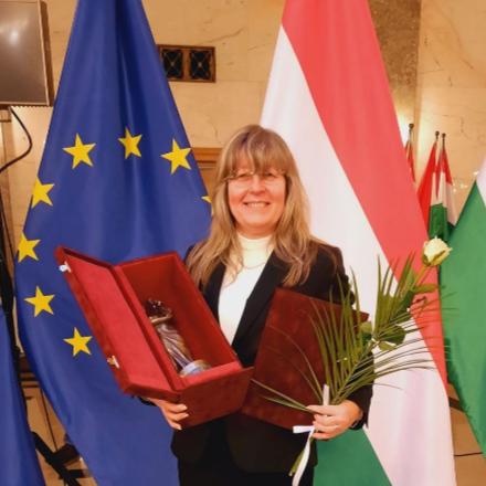 Szent Anna díjat vehetett át munkatársunk