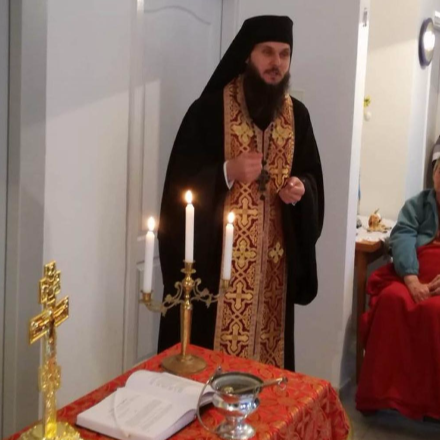 Személyfelvonót adtak át a Szeretetotthonban