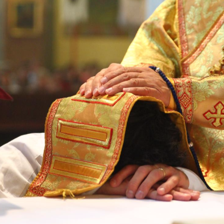 Lakatos Péter papszentelése