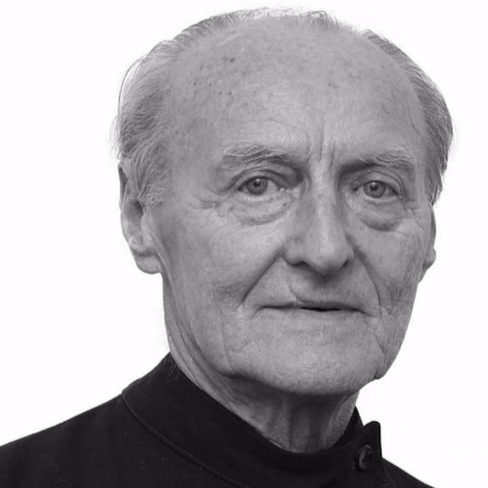 Elhunyt Csiszárik János atya