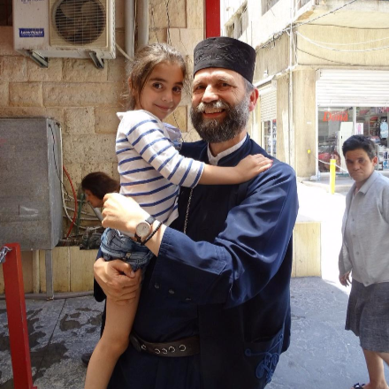 Szíriai menekülteket látogatott meg Fülöp atya Libanonban